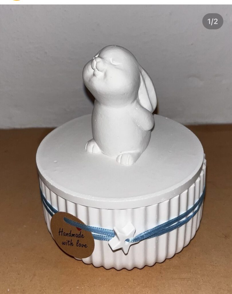 ...nicht nur zu Ostern, die niedliche Häschendose